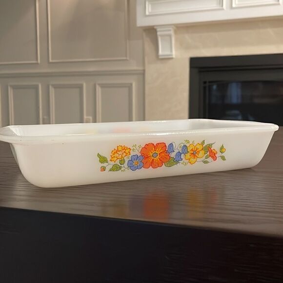 ✨HOST PICK ✨Vintage Glasbake Floral Motif 12” long 7” wide 2” tall casserole - Picture 3 of 5